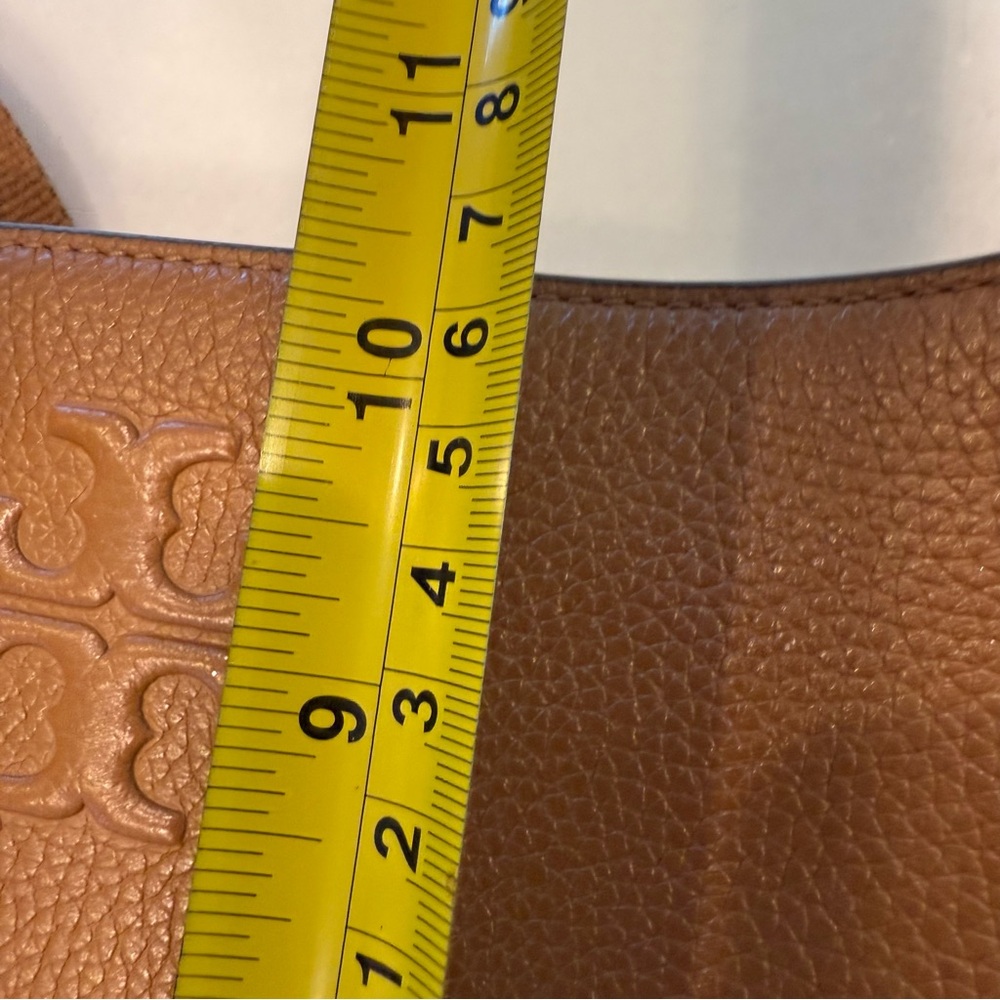 Tory Burch Tan Leather Crossbody Bag - Picture 14 of 16
